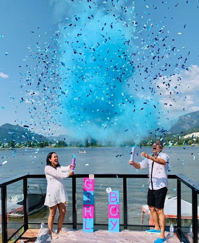 Gender Reveal Confetti Cannons and Powder Cannons Mixed pack Belle — free download
